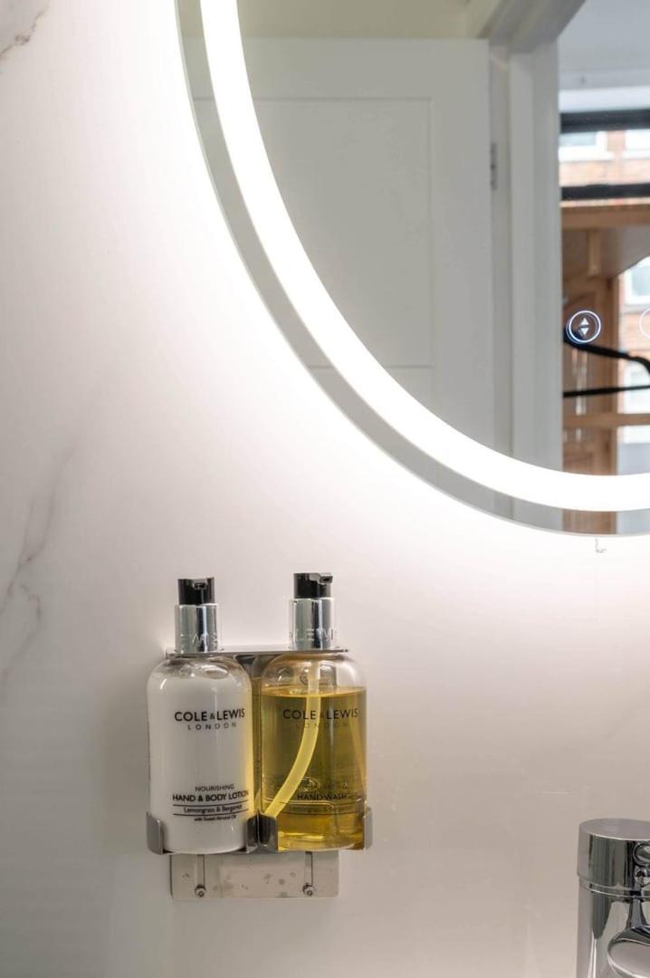 Stylish Comfort In London Finchley Εξωτερικό φωτογραφία
